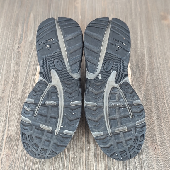 Vasque Hiking Shoes | Size 7 - Picture 7 of 9